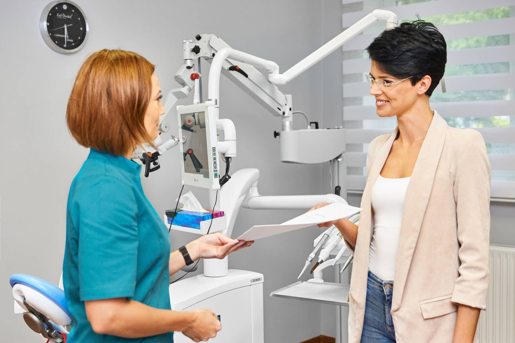Leczenie periodontologiczne dziąseł w gabinecie Prestige Opole